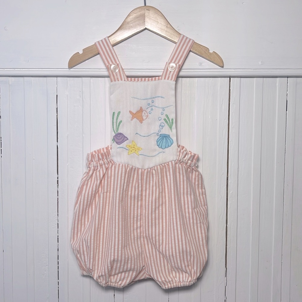VINTAGE EUC Ocean Nautical Embroidered Appliqué Seersucker Bubble Sunsuit